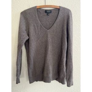 Charter Club Brown Cashmere V Neck Sweater Size Medium ***DAMAGED***